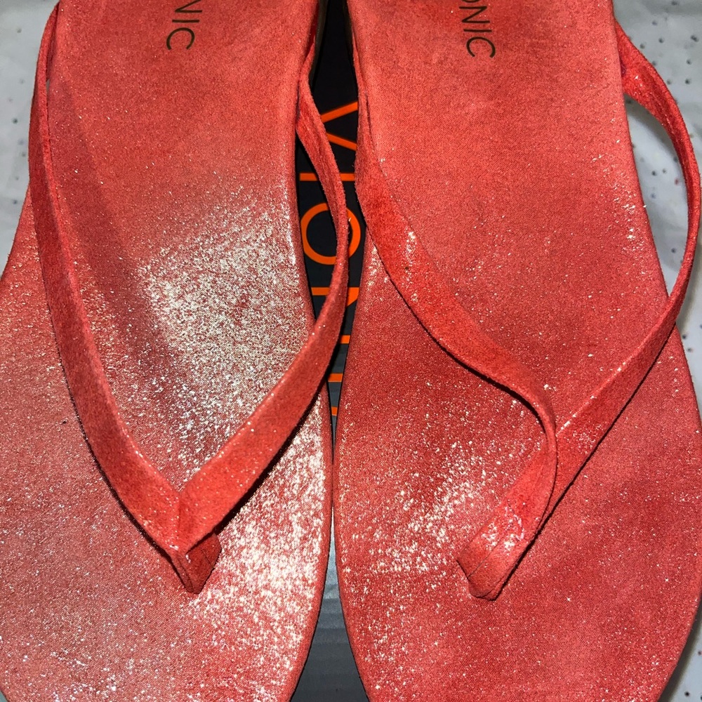 NWB Vionic Sandal Sz 11 - Picture 2 of 6